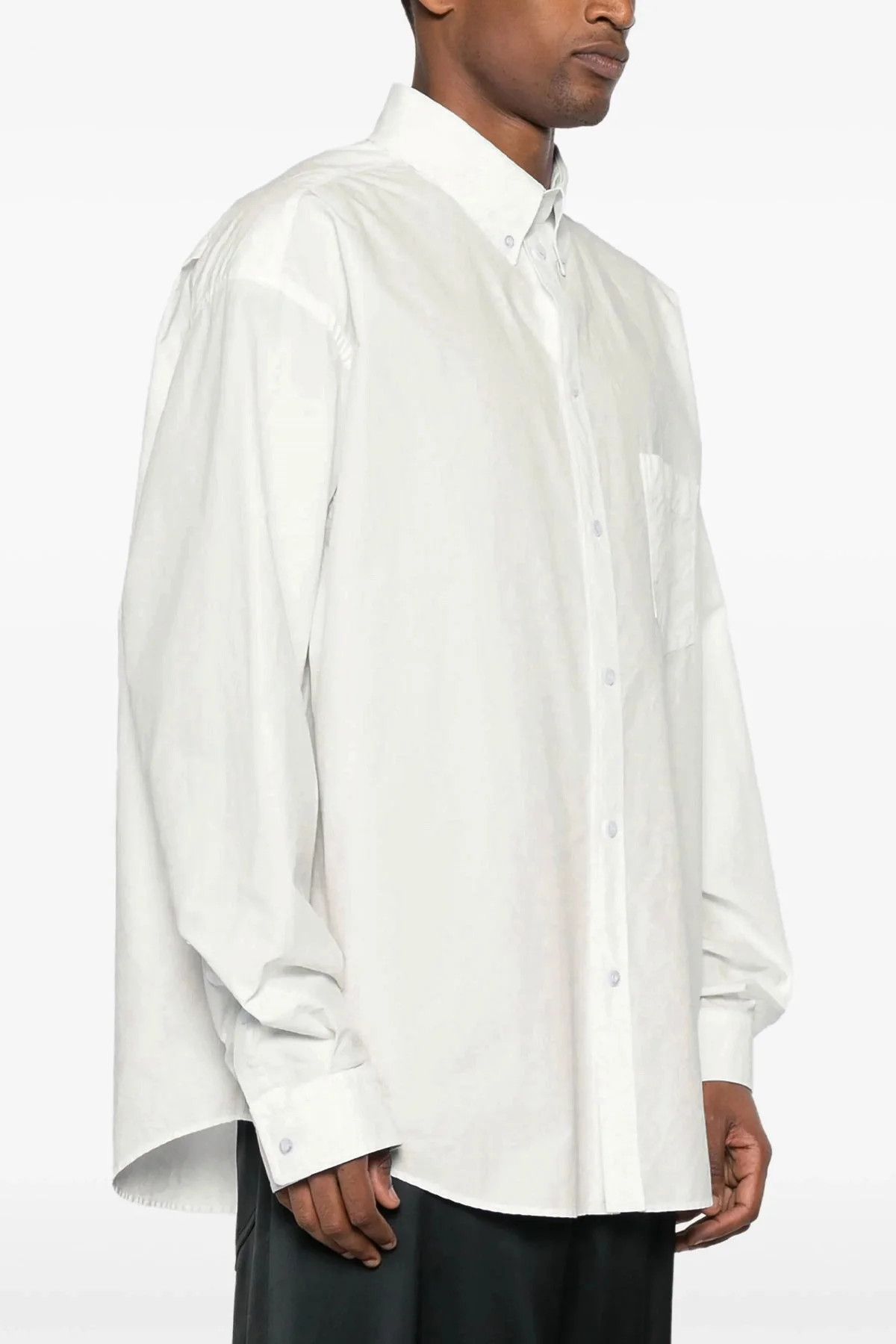 Balenciaga o1in1g1125 L/S Large Fit Shirt in White Size US S / EU 44-46 / 1 - 2 Thumbnail