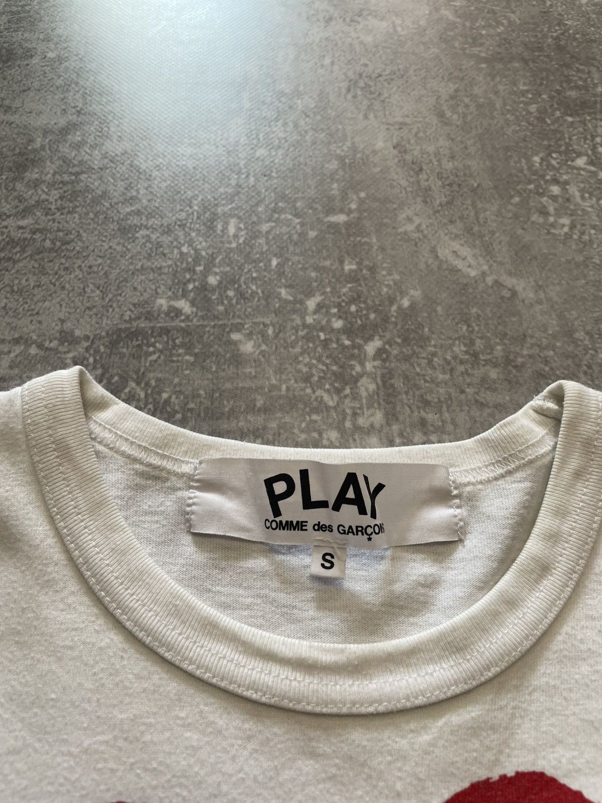 Comme des Garcons Vintage Comme Des Garsons Play CDG big Logo T-Shirt Size US S / EU 44-46 / 1 - 7 Thumbnail