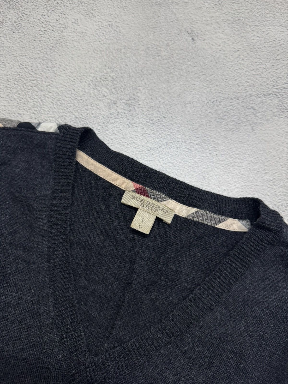 Burberry Vintage Burberry Brit Jumper Navy Cashmere Knitted Pullover Size US L / EU 52-54 / 3 - 8 Thumbnail
