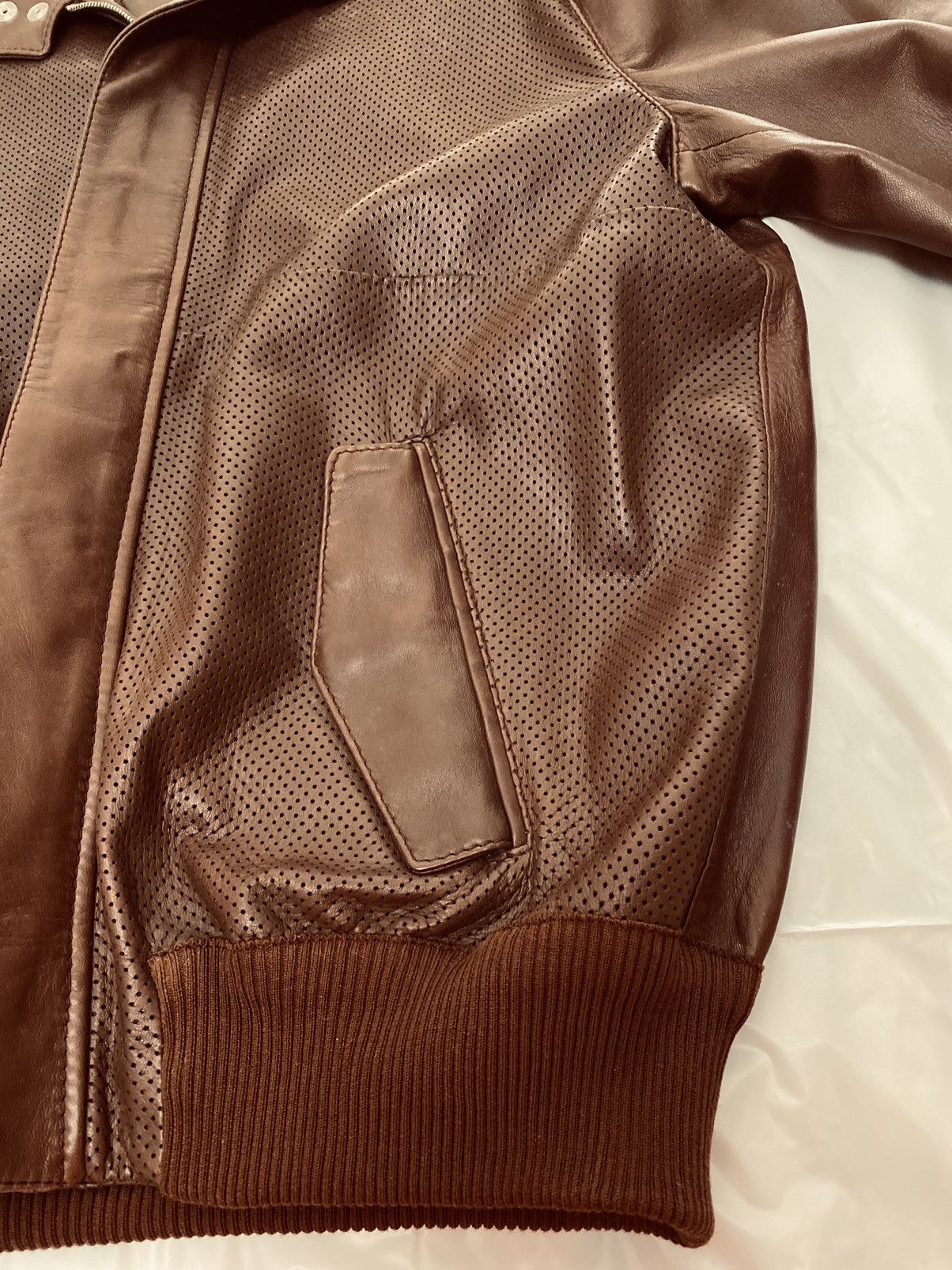 Malo Malo 🇮🇹 Mocha French Calfskin Pinhole Front Bomber 48 NWT Size US M / EU 48-50 / 2 - 4 Thumbnail
