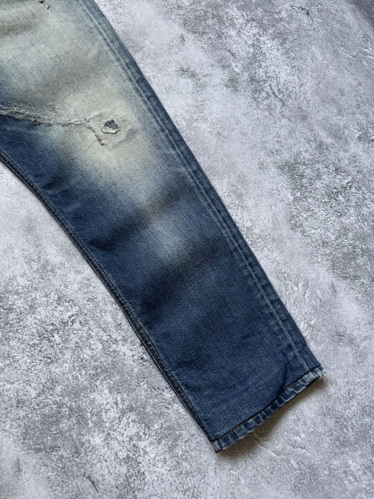 Diesel Vintage Y2K Diesel Distressed Jeans Size US 31 - 5 Thumbnail