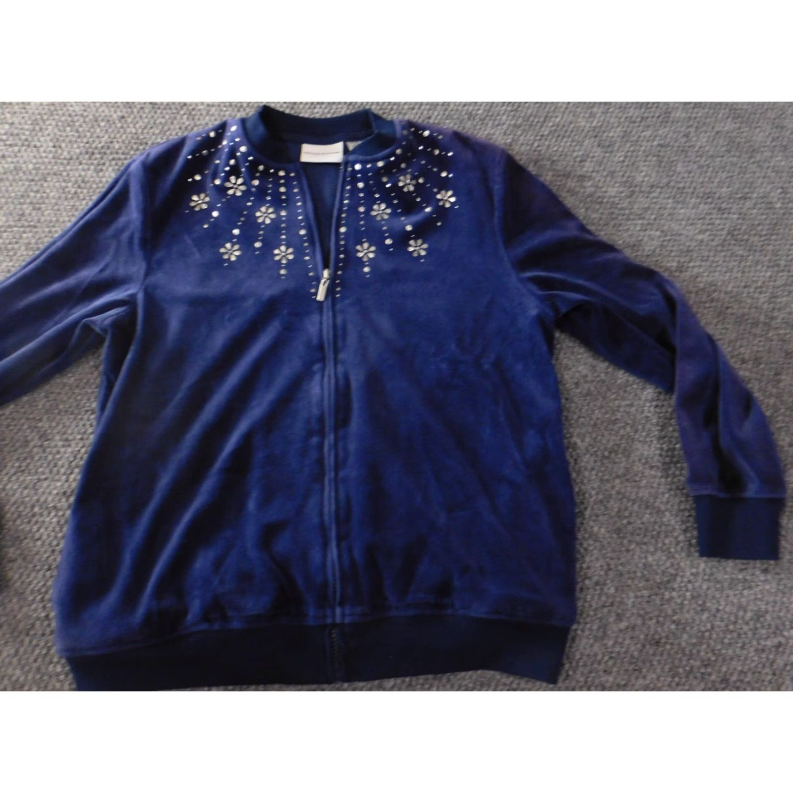 Vintage Alfred Dunner Jacket Womens 10 Blue Floral Full Zip Jacket Medium Length Long Sleeve Blue Womens Regular 10 Fall Spring Vintage No Size L / US 10 / IT 46 - 3 Thumbnail