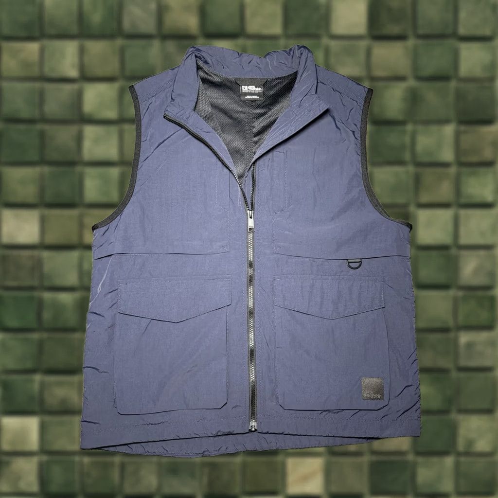 Jack Wolfskin VINTAGE Men’s Jack Wolfskin Lightsome Wander vest sleeveless jacket multi pocket Small Blue 3-in-1 Jacket Pockets Mens S Size US S / EU 44-46 / 1 - 1 Thumbnail