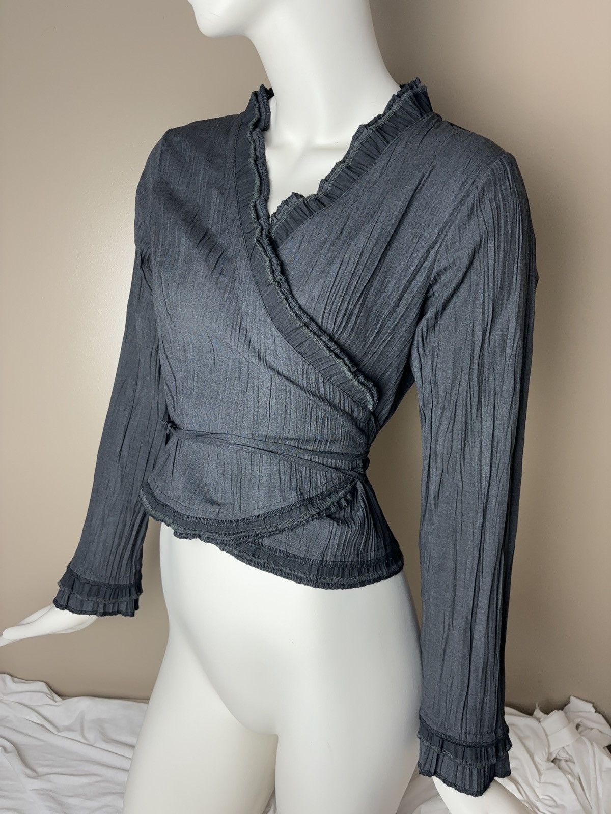 Vintage French lace up coquette style vintage blouse Size M / US 6-8 / IT 42-44 - 10 Thumbnail