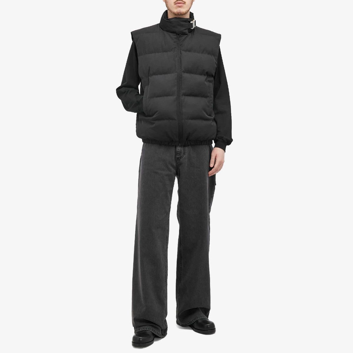1017 ALYX 9SM 1017 ALYX 9SM Roller Coaster Black Buckle Puffer Vest - S Size US S / EU 44-46 / 1 - 4 Thumbnail