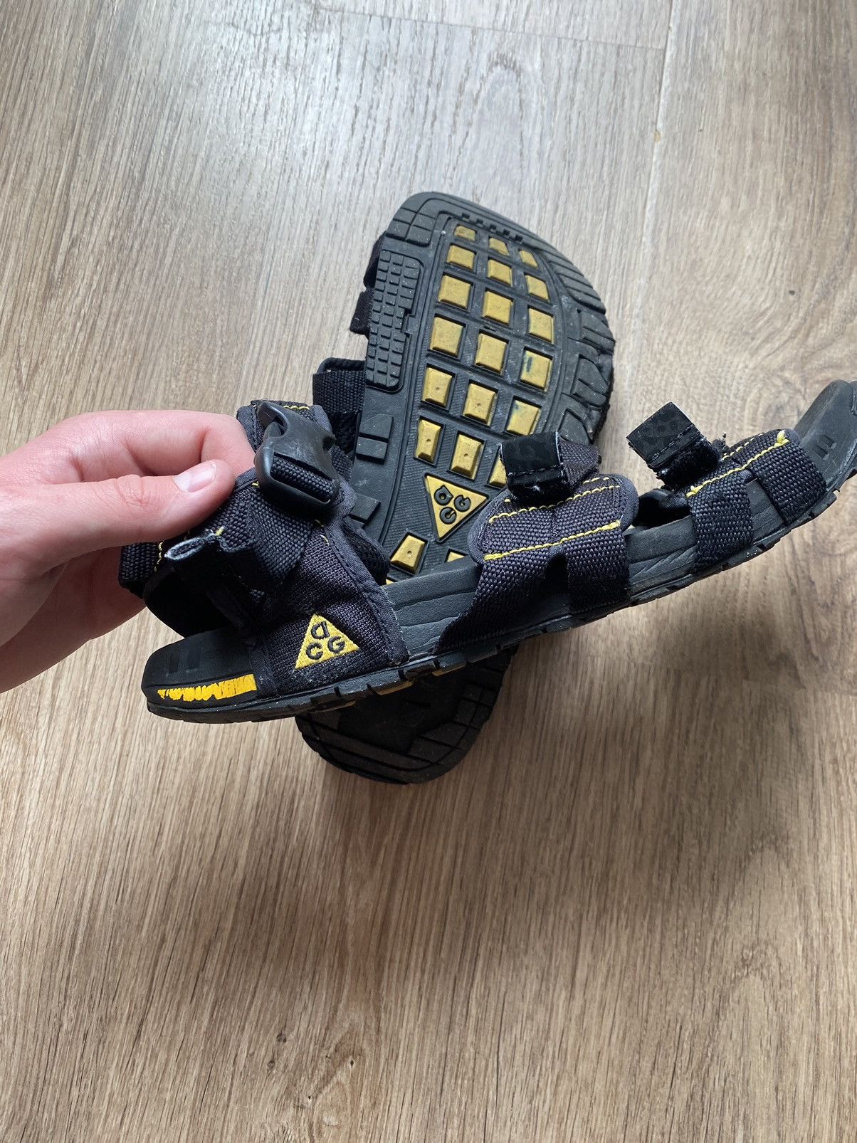 Nike Nike ACG Air OG Sandal Size US 11 / EU 44 - 7 Thumbnail
