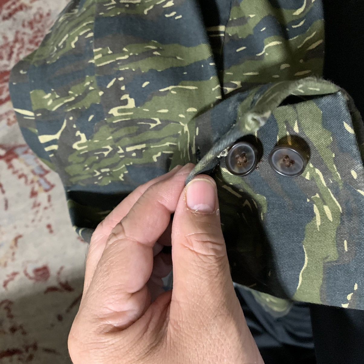 Koto Tiger Camo Slimfit 2 Button blazer NWOT Size 36S - 10 Thumbnail