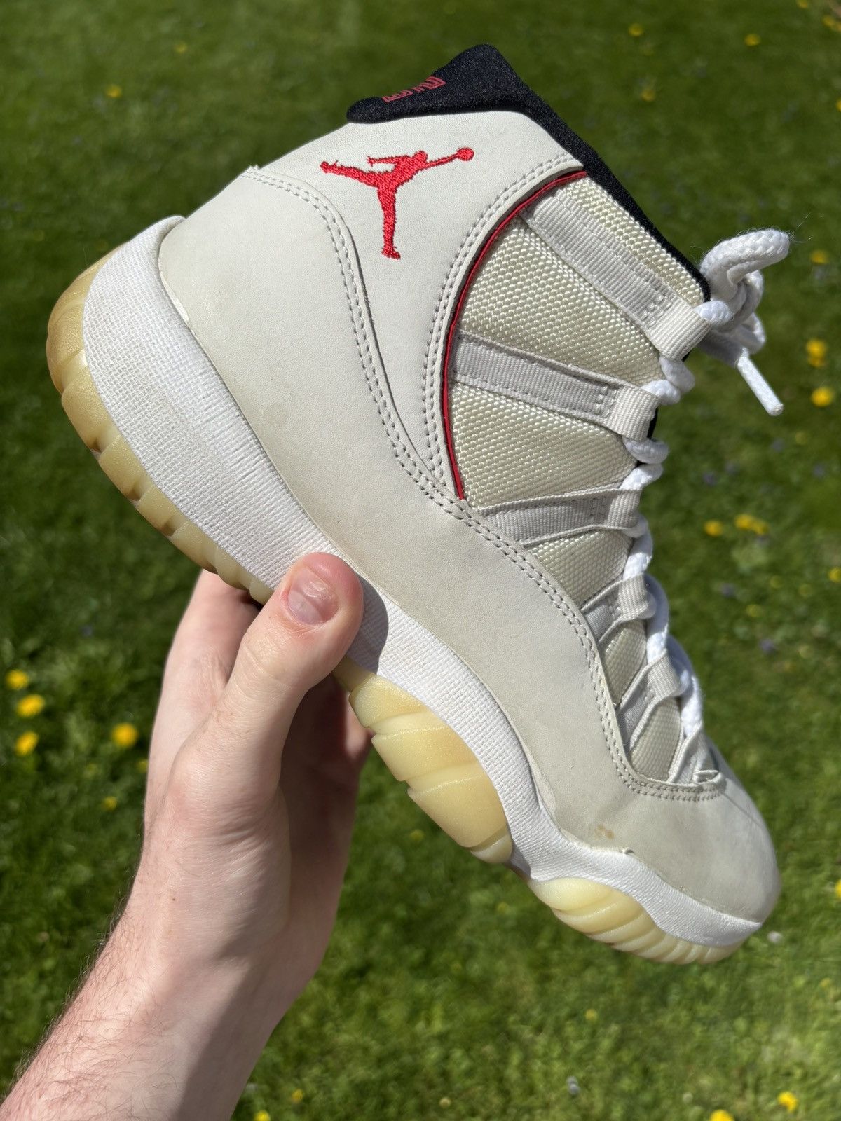 Jordan Brand Jordan 11 Retro Platinum Tint 2018 Size 8.5 Size US 8.5 / EU 41-42 - 1 Thumbnail
