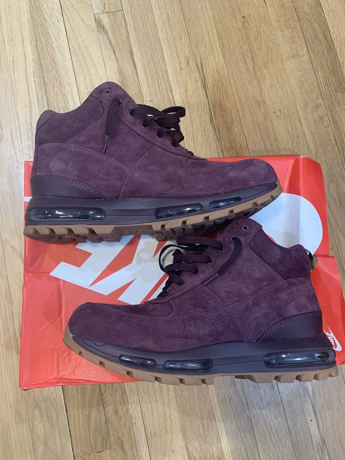 image of Nike Acg Goadome Boots in Burgundy, Men's (Size 11.5)