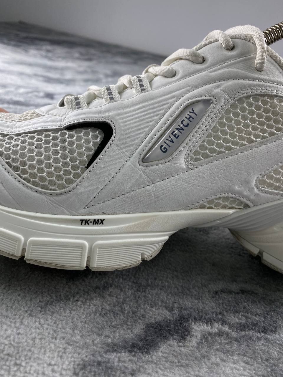 Givenchy Givenchy White TK-MX Runner Sneakers Size US 8 / EU 41 - 14 Thumbnail