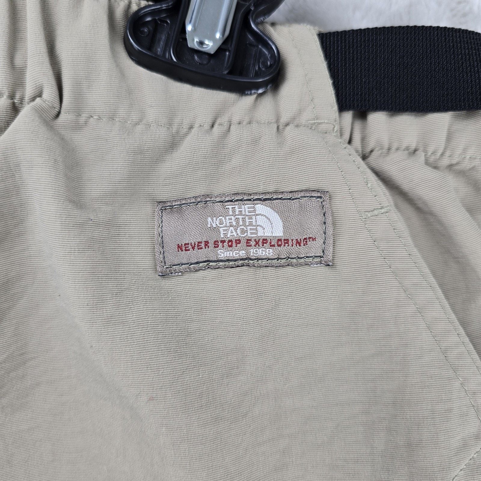 The North Face The North Face Paramount Peak Shorts L Khaki Nylon Belted Size US 34 / EU 50 - 10 Thumbnail