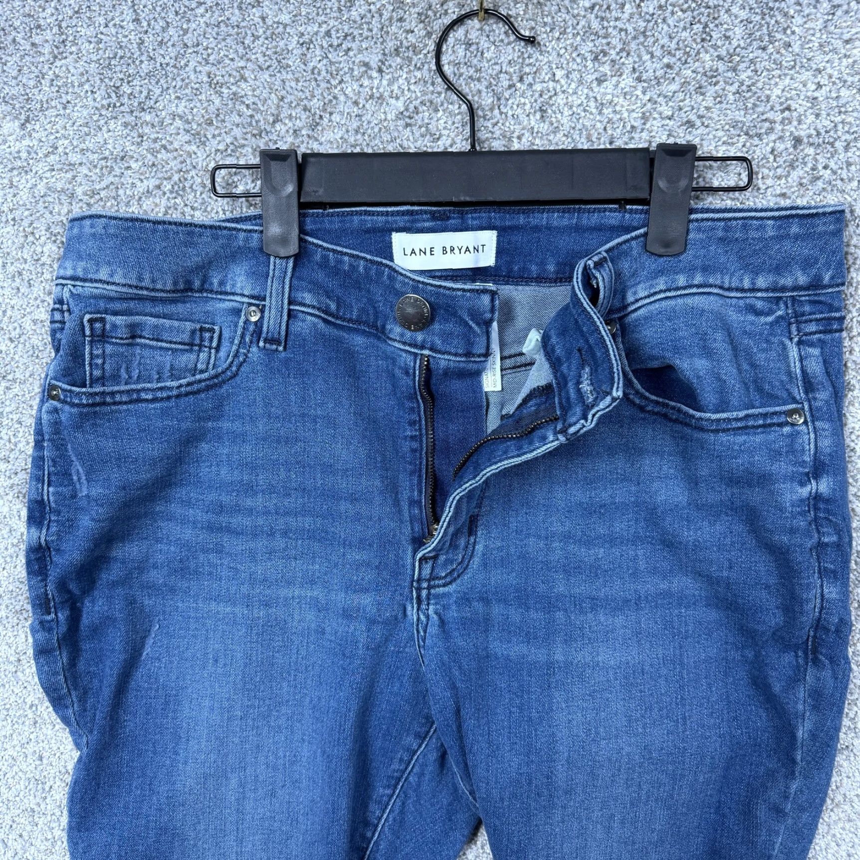 Vintage Lane Bryant Jeans Womens 14 Blue Signature Fit Mid Rise Skinny Stretch Denim 5-Pocket Distressed Pocketed Slim Inseam 25in Cotton Blend N/A N/A Size 36" / US 14 / IT 50 - 6 Thumbnail