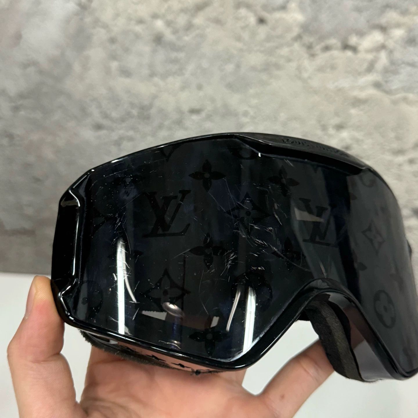 Louis Vuitton Louis Vuitton LV snow goggles Size ONE SIZE - 6 Thumbnail