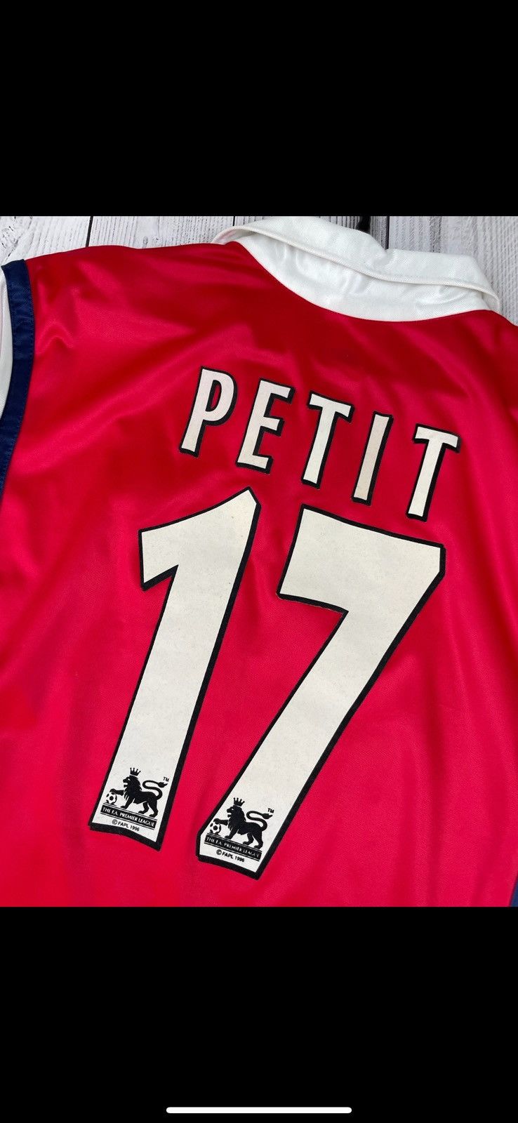 Nike Vintage nike Arsenal soccer jersey 17 Petit rare size S Size US S / EU 44-46 / 1 - 25 Thumbnail