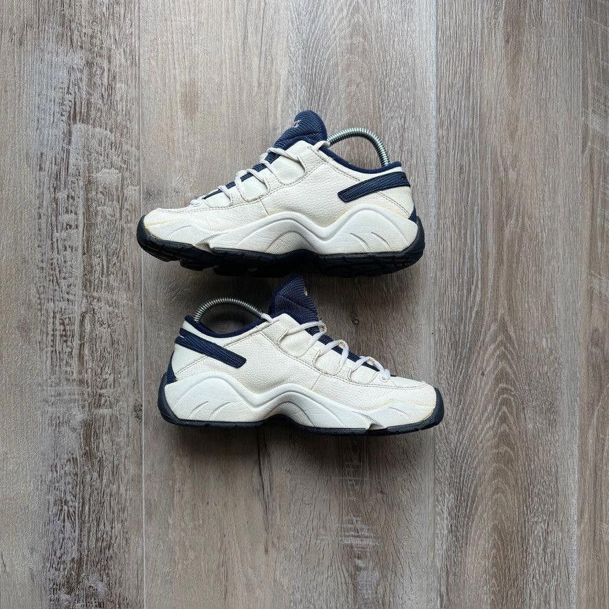 Asics ASICS • VINTAGE Runner "SL783" (6M) Size US 6 / EU 39 - 3 Thumbnail