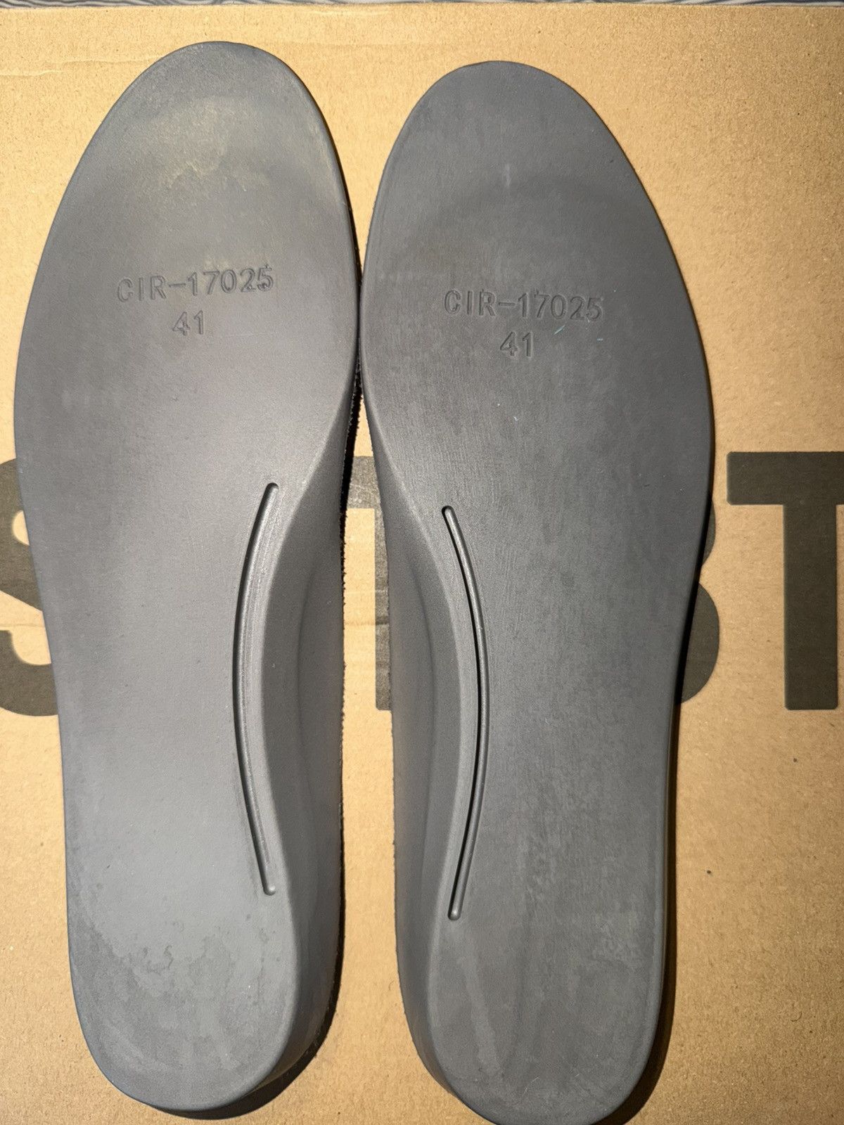 Yeezy Yeezy Season 6 Desert Boot “Graphite” Size US 8.5 / EU 41-42 - 6 Thumbnail