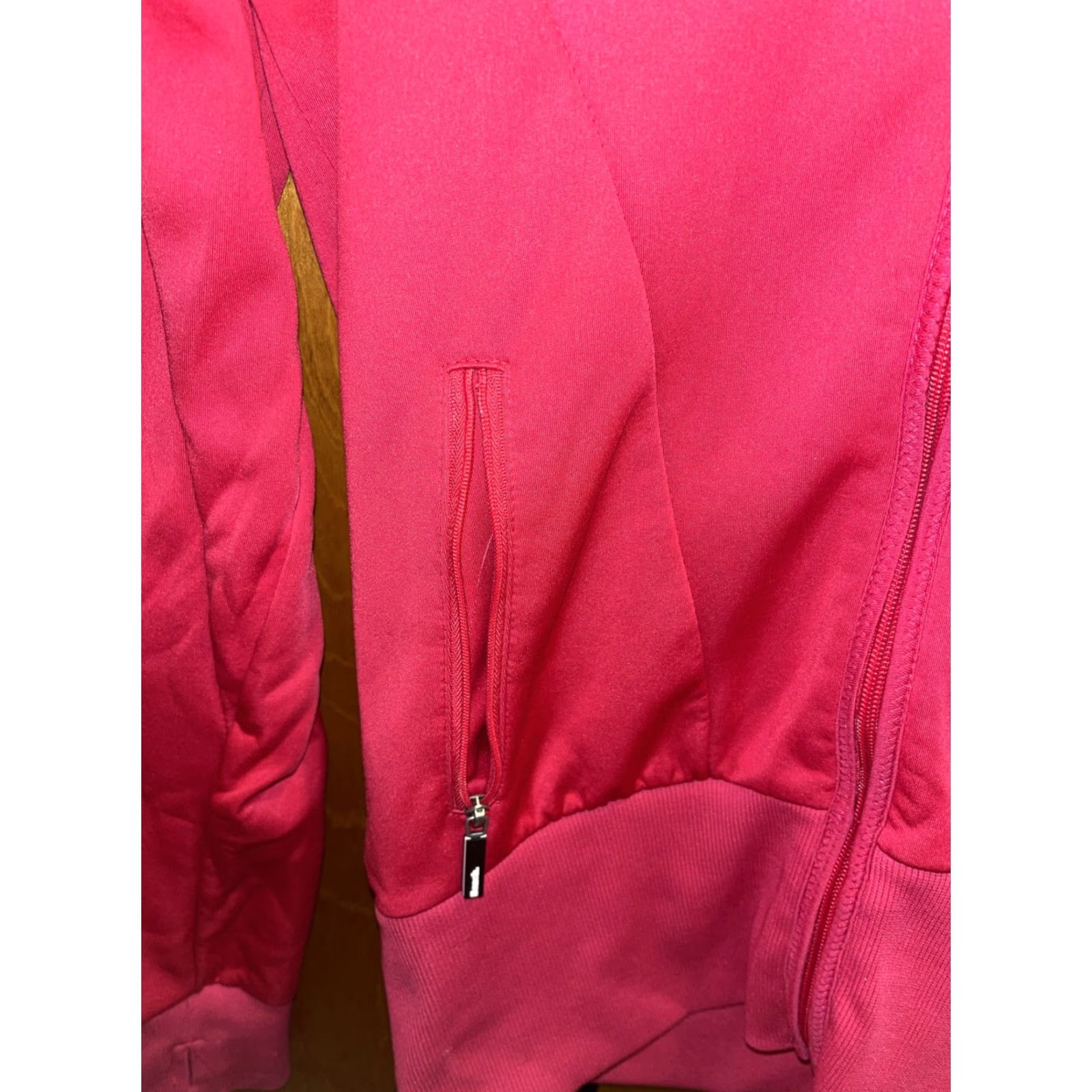 Bench Bench Sweatshirt Women’s Small Pink Zipper Hooded W/ Thumb Holes Pictures Womens Size S / US 4 / IT 40 - 4 Thumbnail