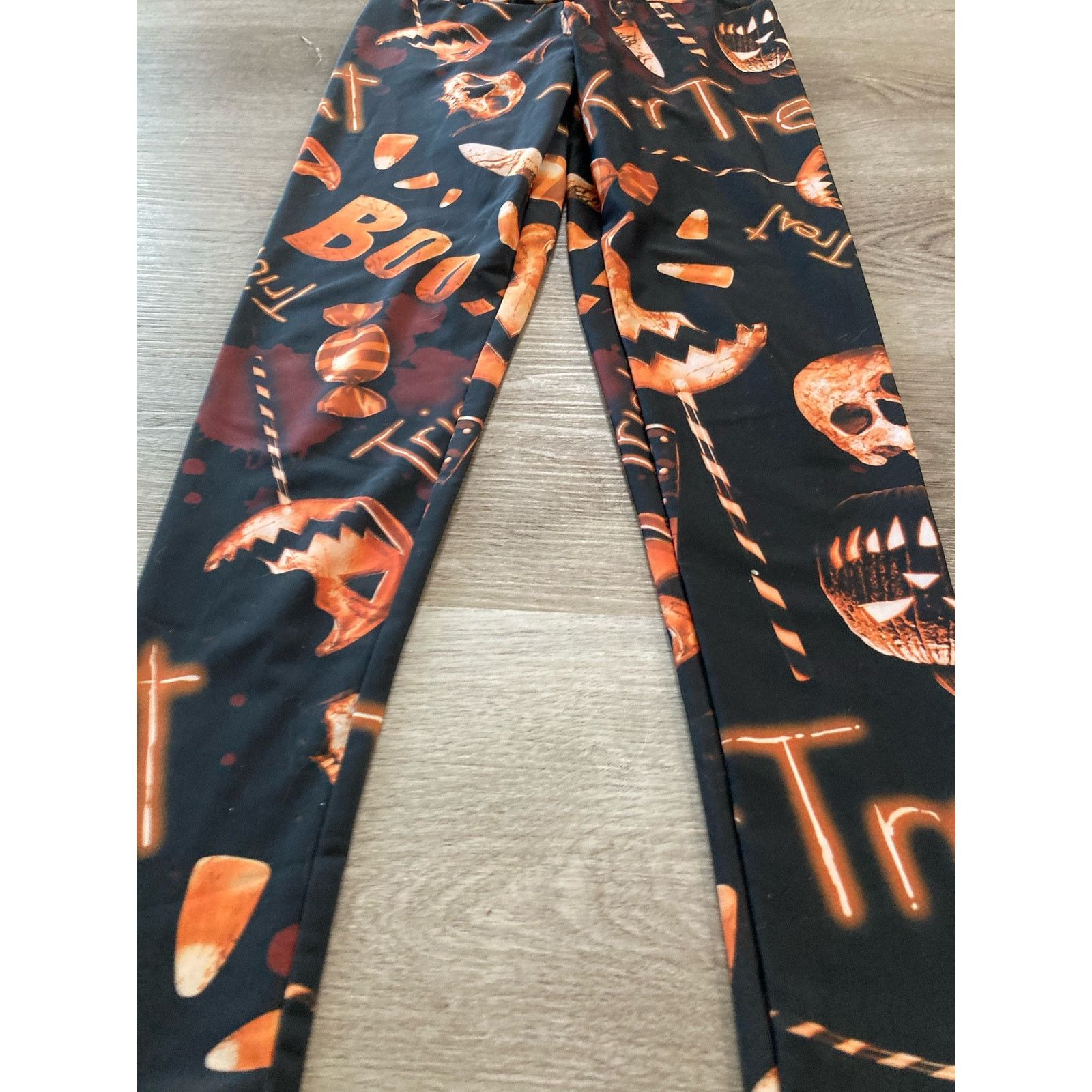 Universal Studios Universal Studios Halloween Horror Nights Leggings S HHN Size 22" - 7 Thumbnail
