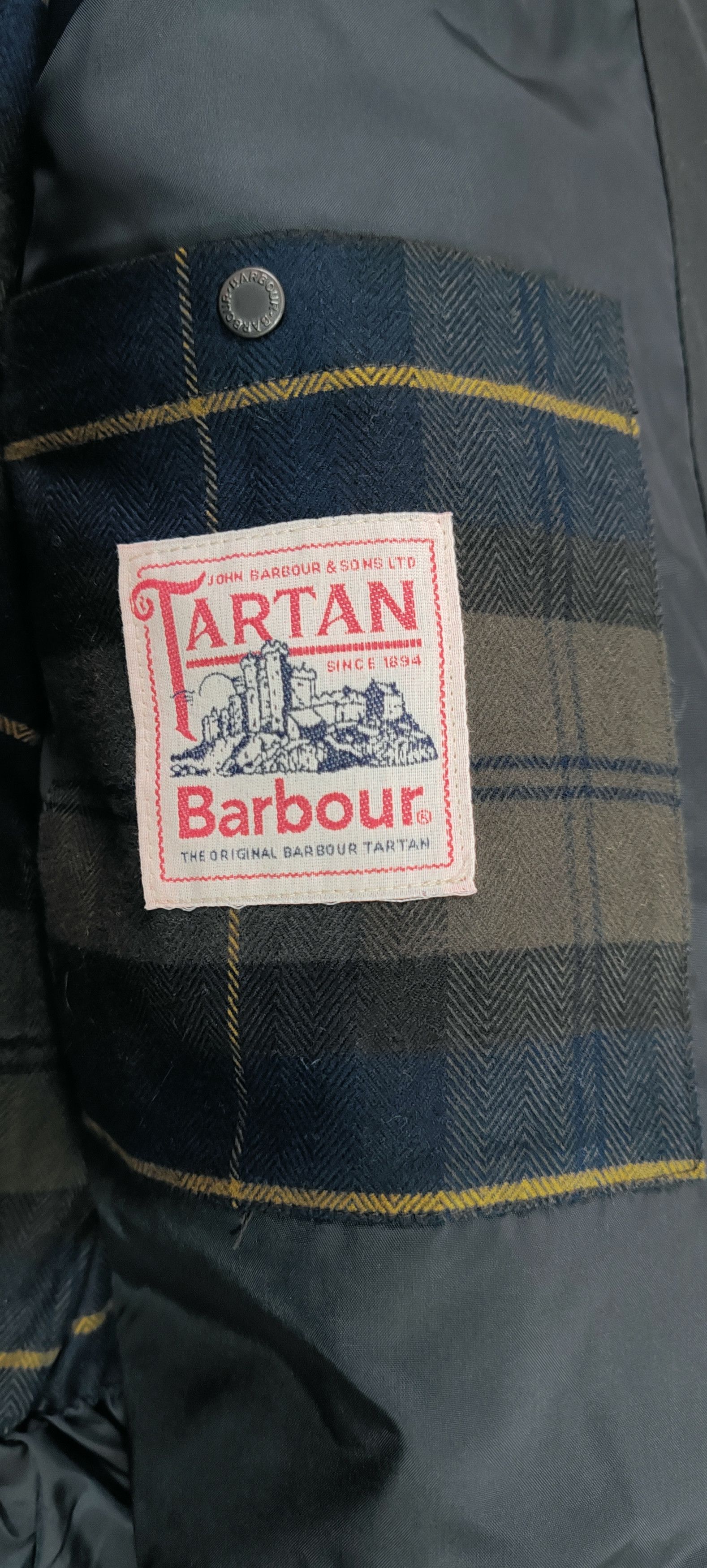 Barbour Veste à capuche Barbour Cirée / matelassée Baffle Tg:M Size US M / EU 48-50 / 2 - 15 Thumbnail