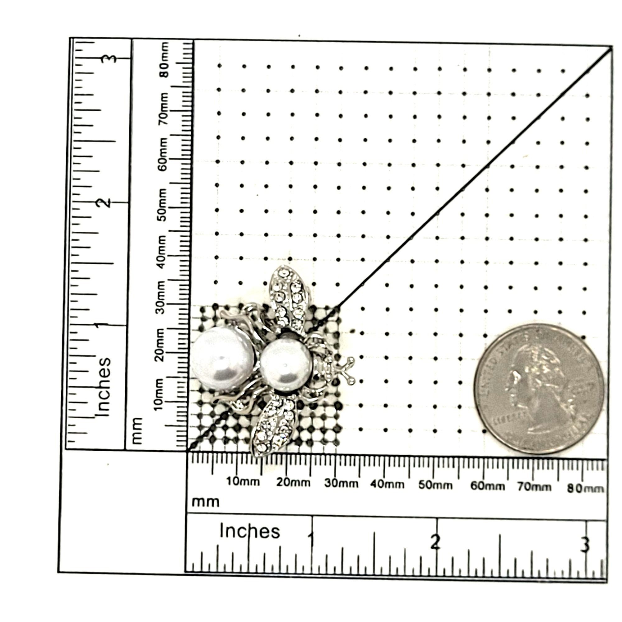 Other ✨Elegant Vintage Style Pearl Bee Brooch Silver Sparkling Cry Size ONE SIZE - 5 Thumbnail