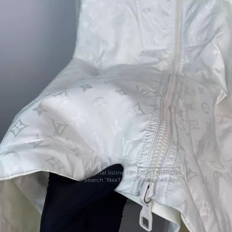 Louis Vuitton Louis Vuitton FW24 Pin Monogram Reversible Hooded Jacket Size US XL / EU 56 / 4 - 3 Thumbnail