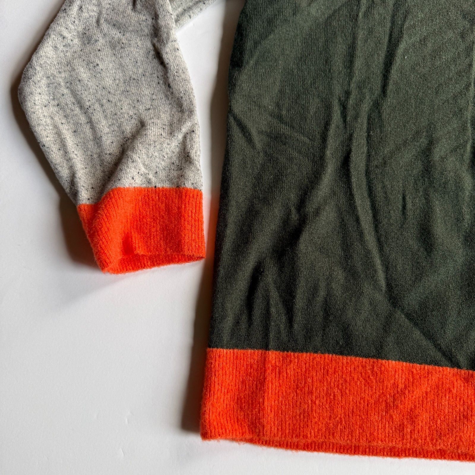 Cos COS Colorblock Crewneck Wool Sweater – Olive/Orange/Grey Size US S / EU 44-46 / 1 - 3 Thumbnail