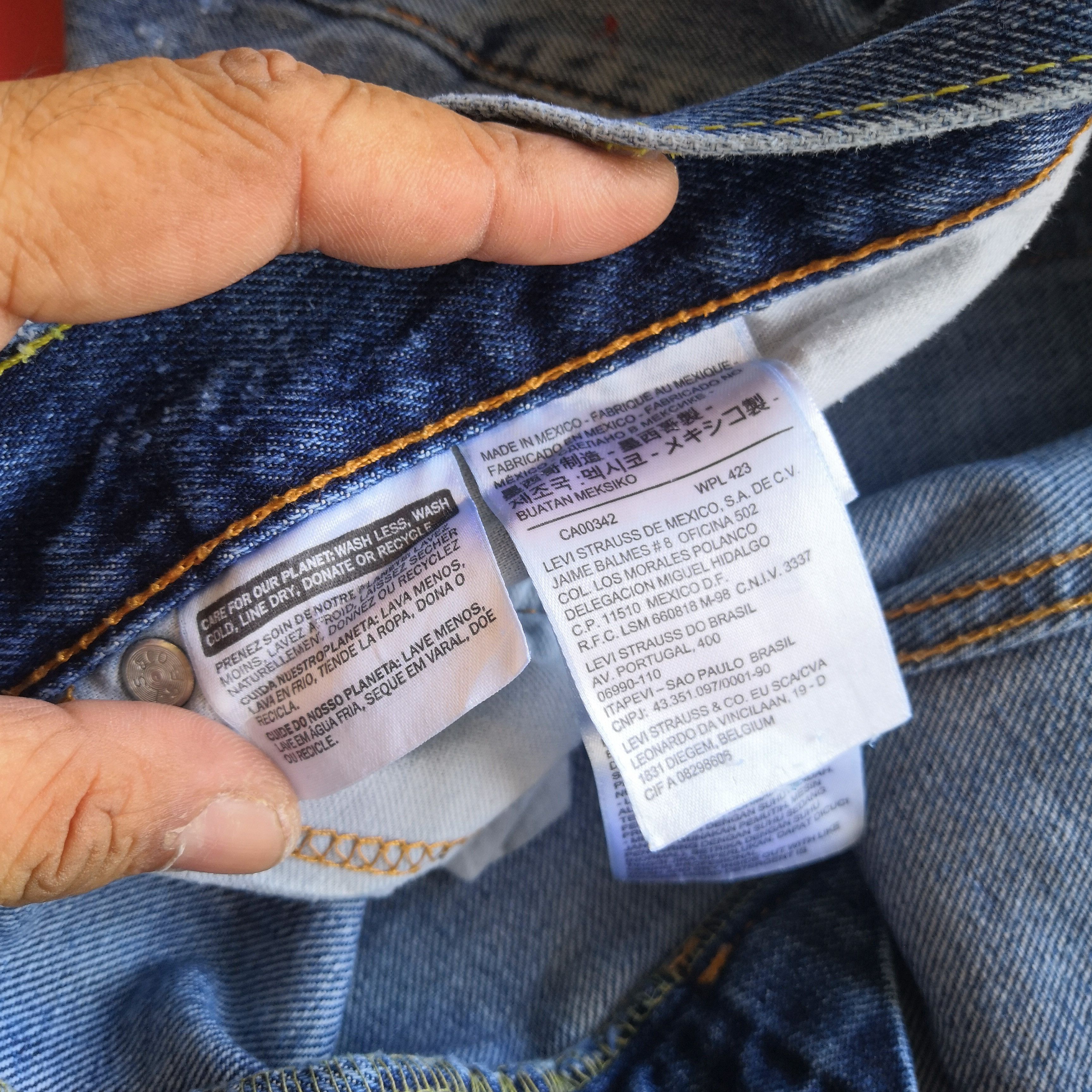 Levi's Vintage Levis 551 Distressed Jeans Levi's Stonewash Denim Size US 34 / EU 50 - 7 Thumbnail