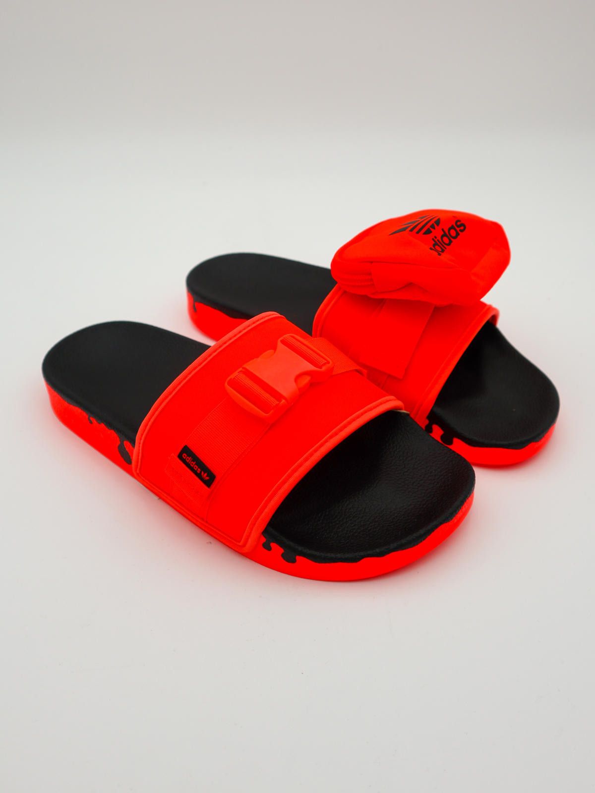 Adidas adidas Pouchylette Women Slides – GY1009 – Solar Red – BNIB Size US 9 / IT 39 - 1 Thumbnail