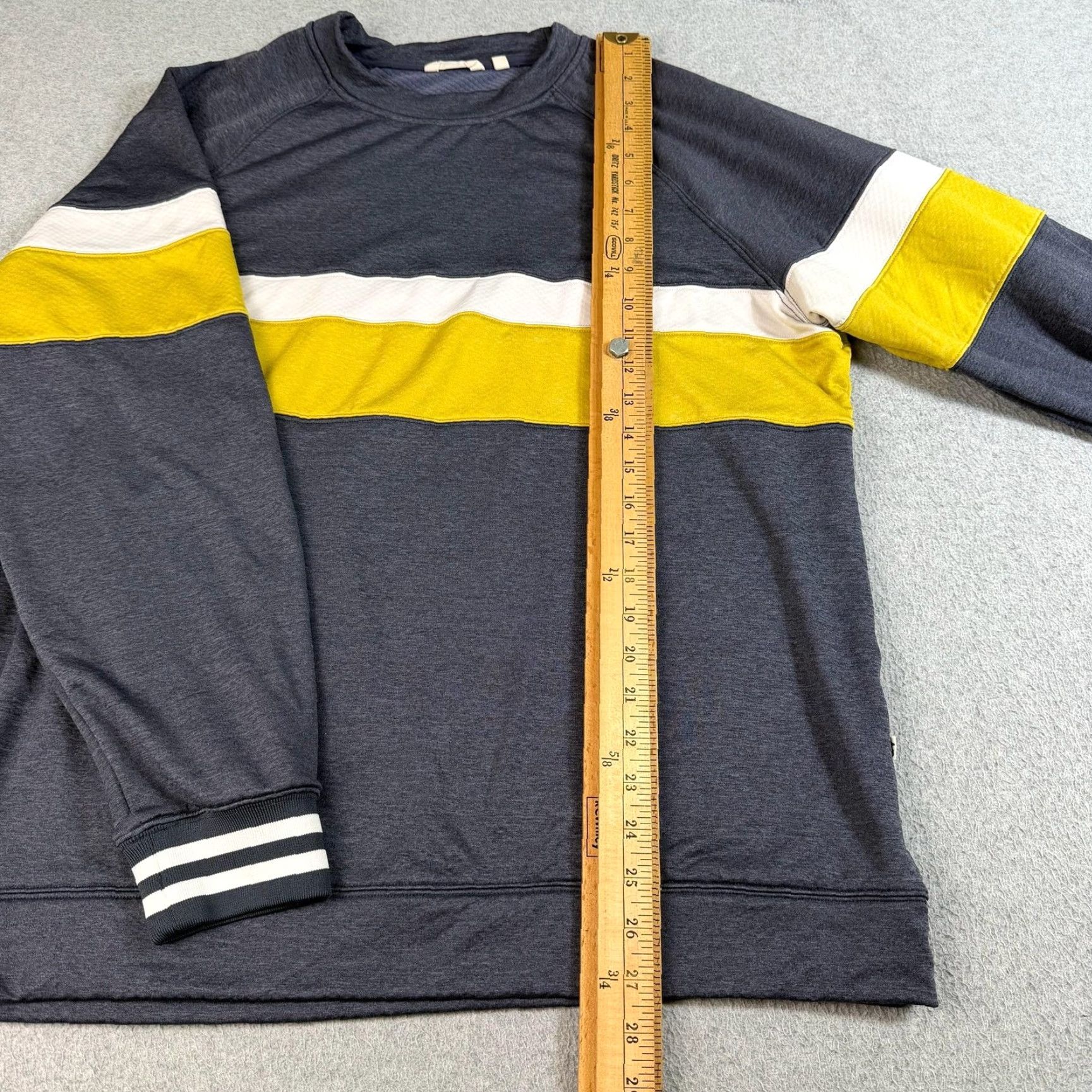 Cotopaxi Cotopaxi Sweatshirt Men XL Gray Striped Lightweight Fleece Crewneck Hiking Layer Size US XL / EU 56 / 4 - 7 Thumbnail