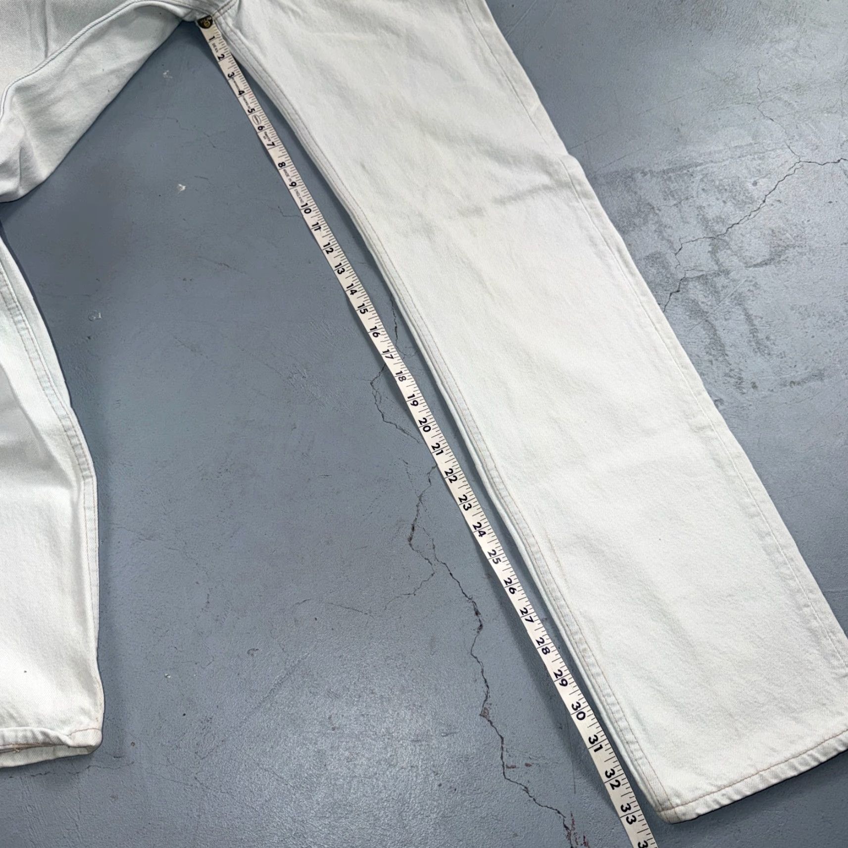 Levi's VINTAGE Levi's 501 Jeans 90s USA Straight Leg Light Wash Blue 31x34 Mens Size US 31 - 6 Thumbnail