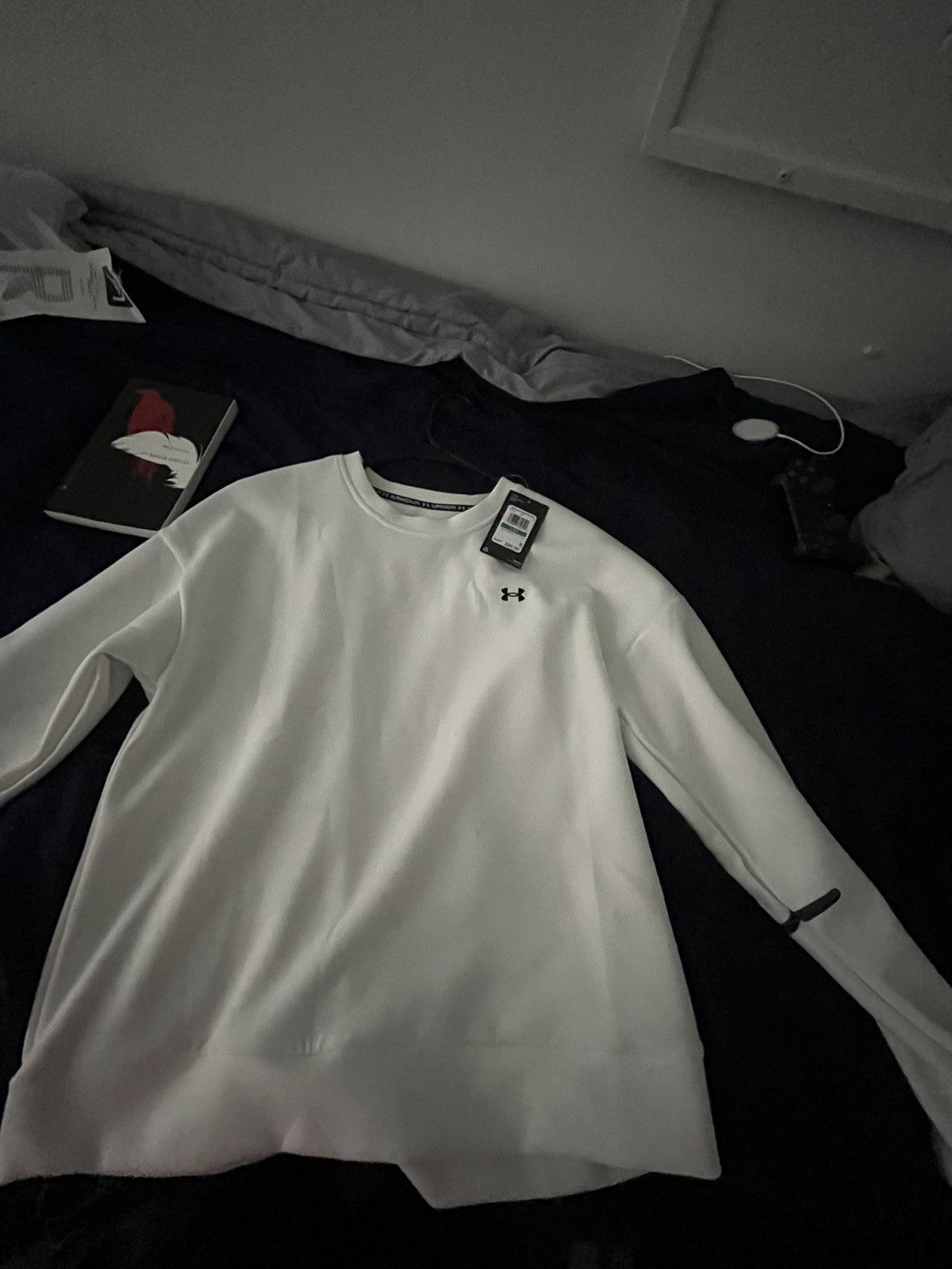 Under Armour WHITE UA WOMENS SWEATER Grailed