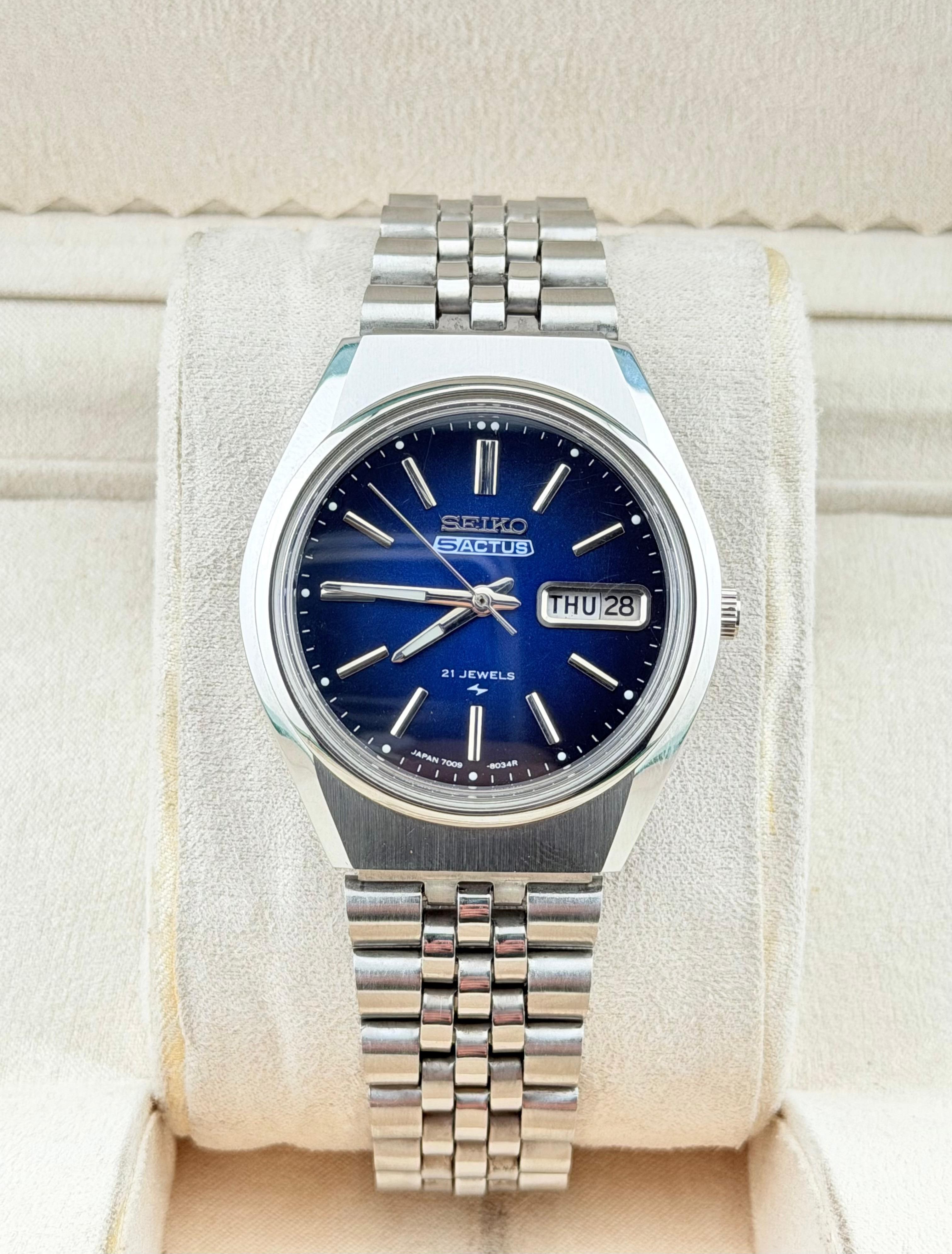 Seiko Elegant Seiko 5 Actus Men's Wrist Automatic Watch Size 36 - 2 Thumbnail