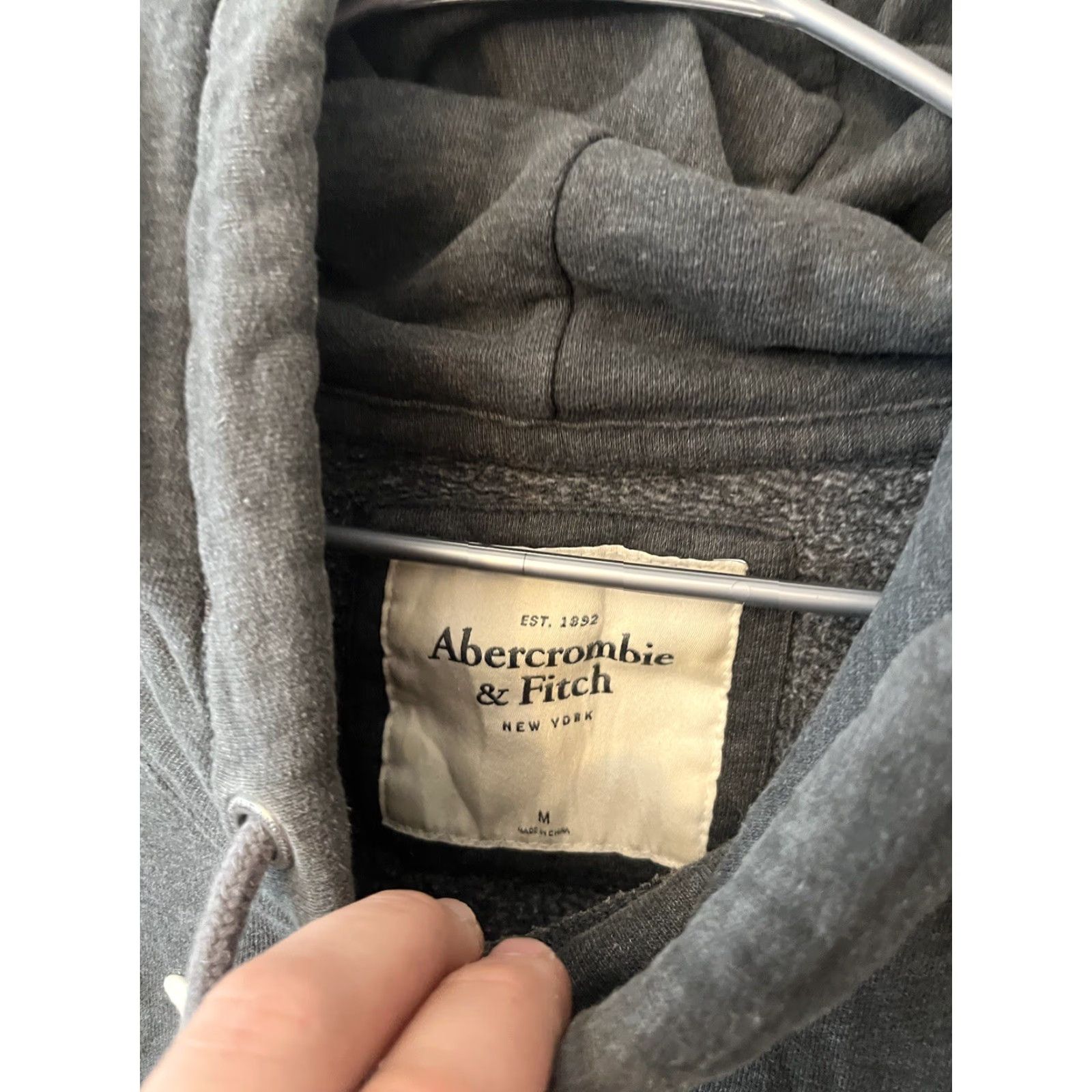 Abercrombie & Fitch Abercrombie & Fitch Sweater Womens Size M Pullover Gray Knit Dolman Sleeve Collared Classic Lightweight Autumn Winter Casual Shirt? Size M / US 6-8 / IT 42-44 - 3 Thumbnail