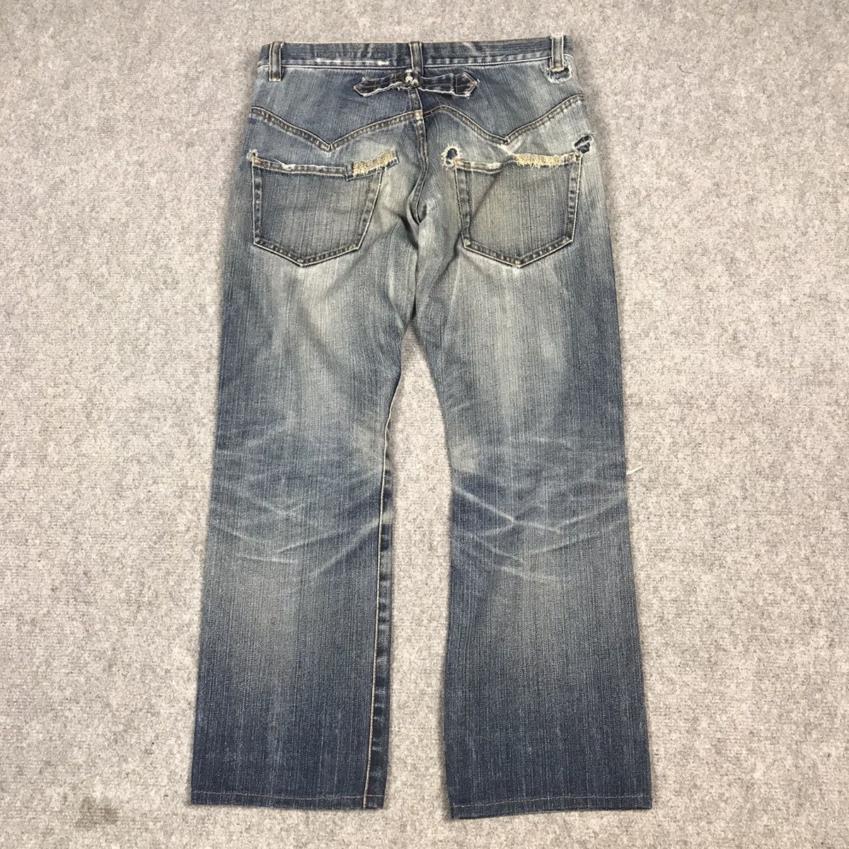 Issey Miyake SUNAO KUWAHARA ISSEY MIYAKE DISTRESSED DENIM PANTS Size 30" / US 8 / IT 44 - 10 Thumbnail