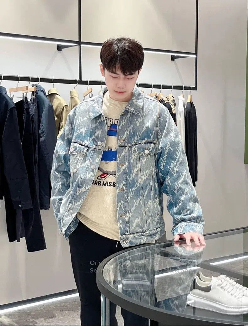Balenciaga Balenciaga Letter Logo Printed Denim Jacket Size XS / US 0-2 / IT 36-38 - 4 Thumbnail