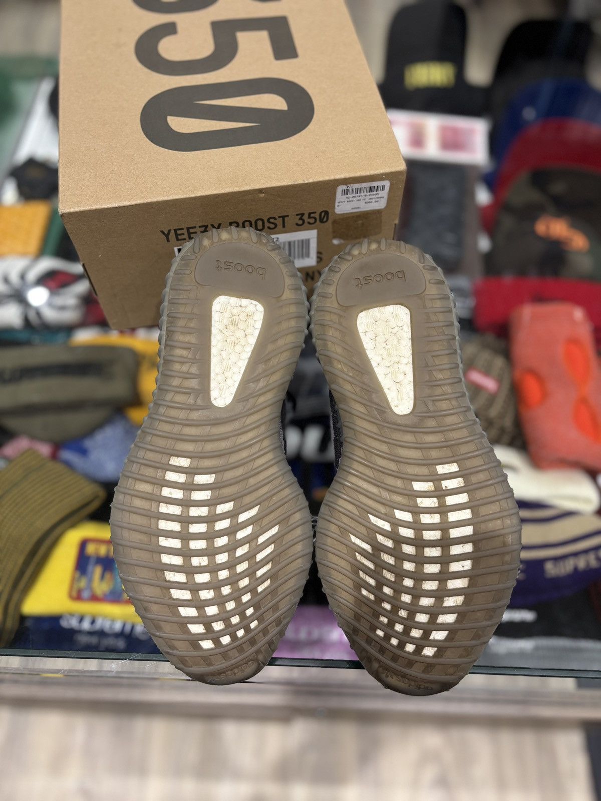 Yeezy Yeezy Boost 350 V2 Beluga 2.0 Size: 8.5 Size US 8.5 / EU 41-42 - 6 Thumbnail
