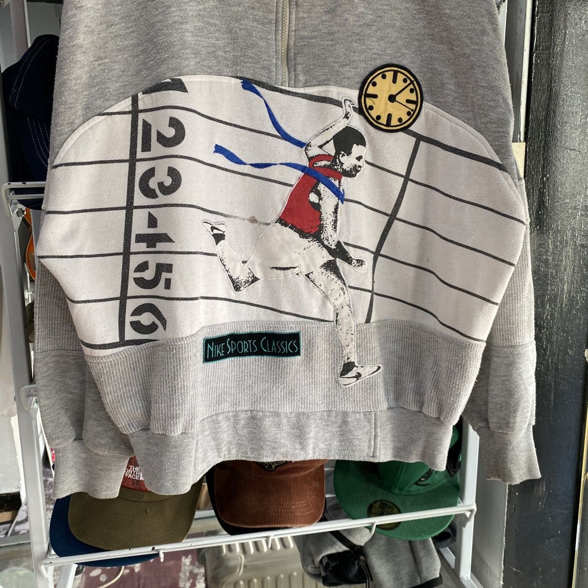 Nike × Vintage Vintage 90s Nike Sports Classics Embroidered size XLarge Size US XL / EU 56 / 4 - 4 Thumbnail