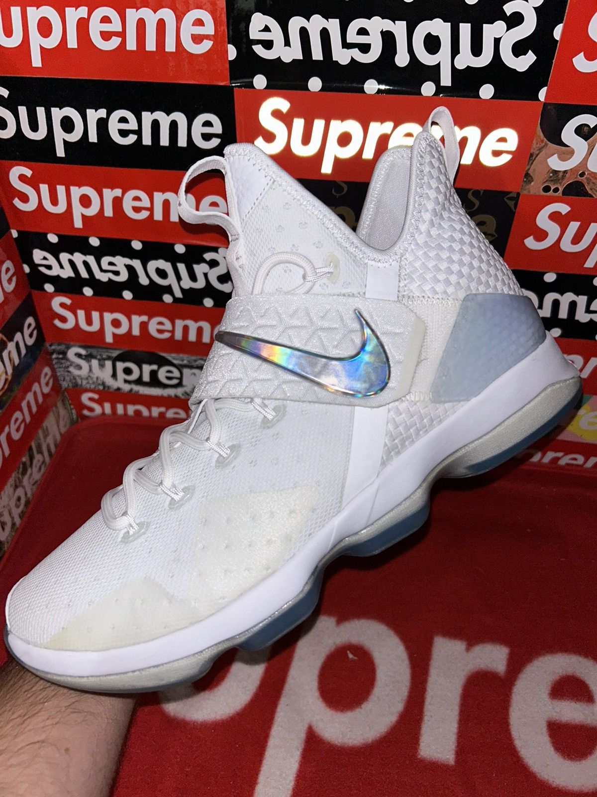 Nike Nike Lebron 14 Time To Shine 860631-900 size 12 NEW 2016 Size US 12 / EU 45 - 6 Thumbnail