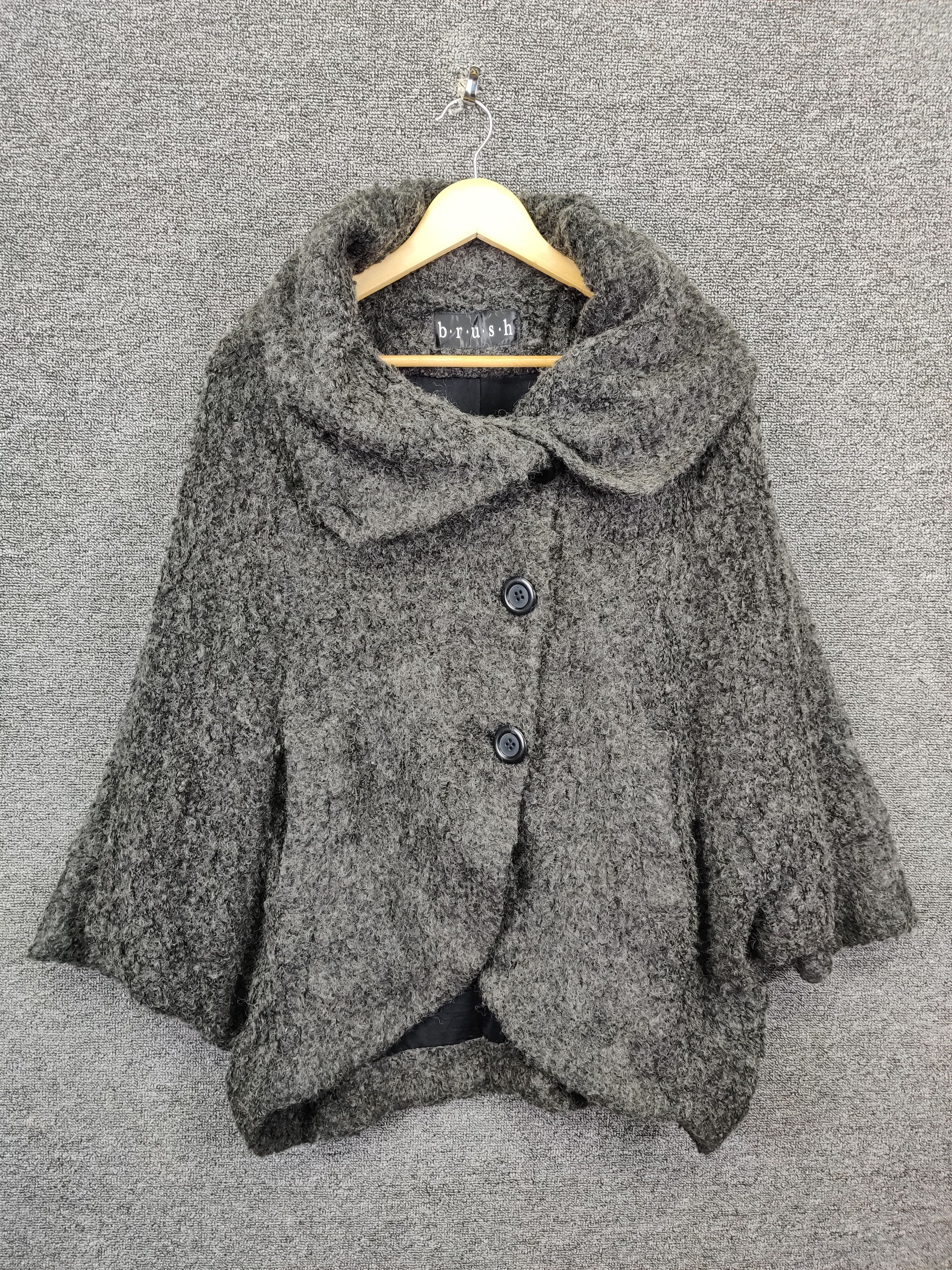 Cloak B.R.U.S.H Wool Mohair Poncho Cloak & Cape Button Up Size US XL / EU 56 / 4 - 1 Thumbnail
