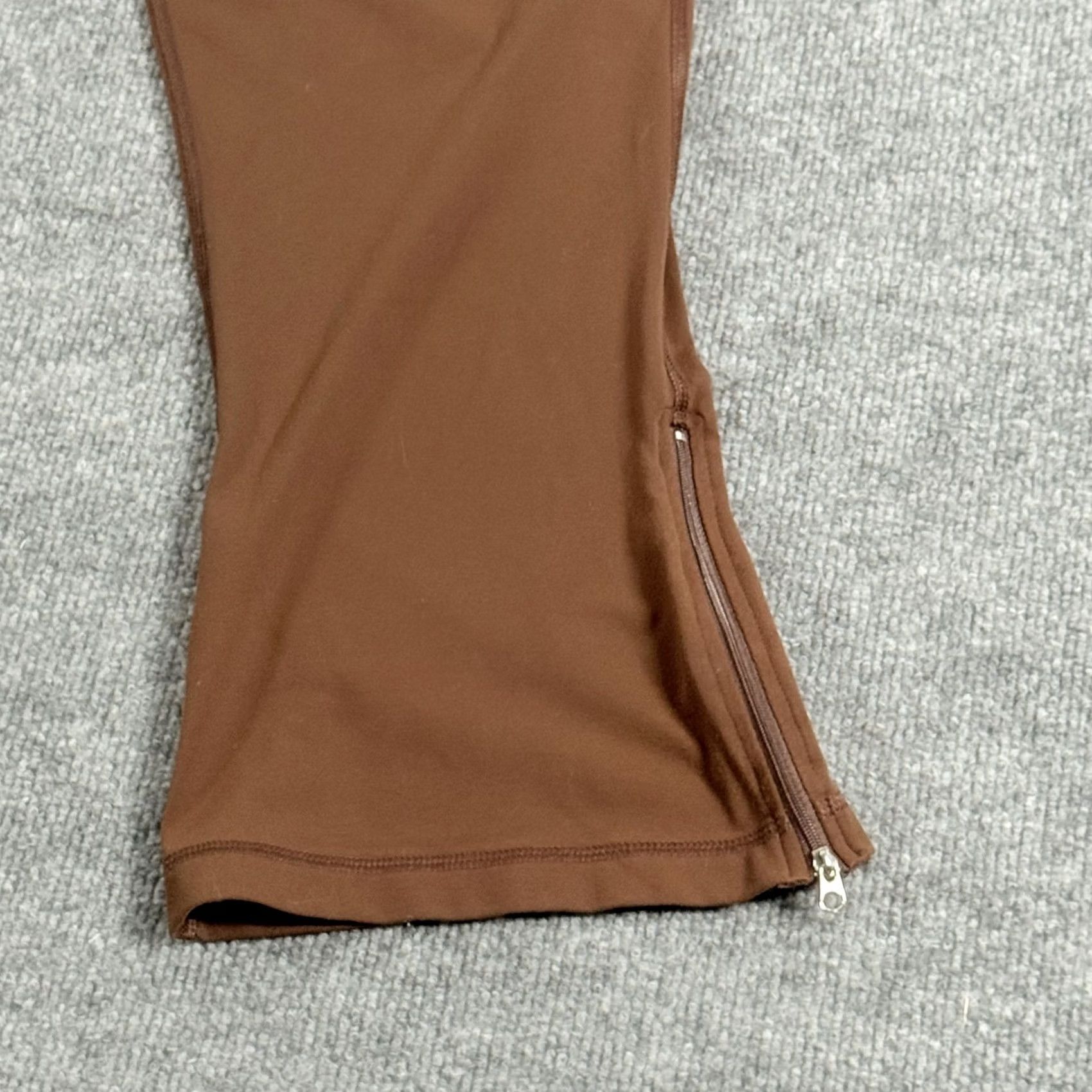 Lululemon VINTAGE? No. Size ONE SIZE - 3 Thumbnail