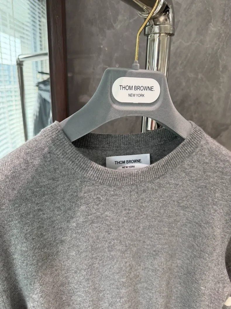Thom Browne Thom Browne Medium gray cashmere crewneck Size US S / EU 44-46 / 1 - 6 Thumbnail