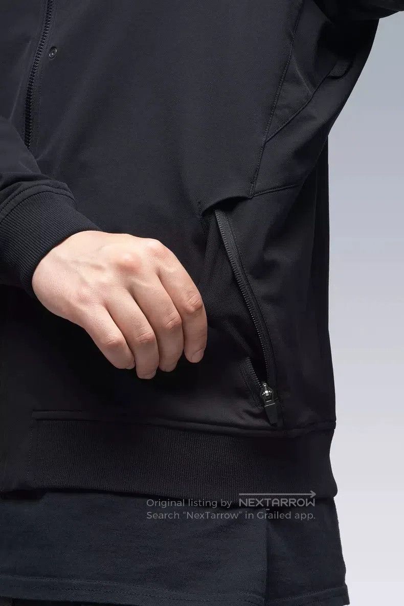 Acronym Acronym Outer jacket Size US M / EU 48-50 / 2 - 7 Thumbnail