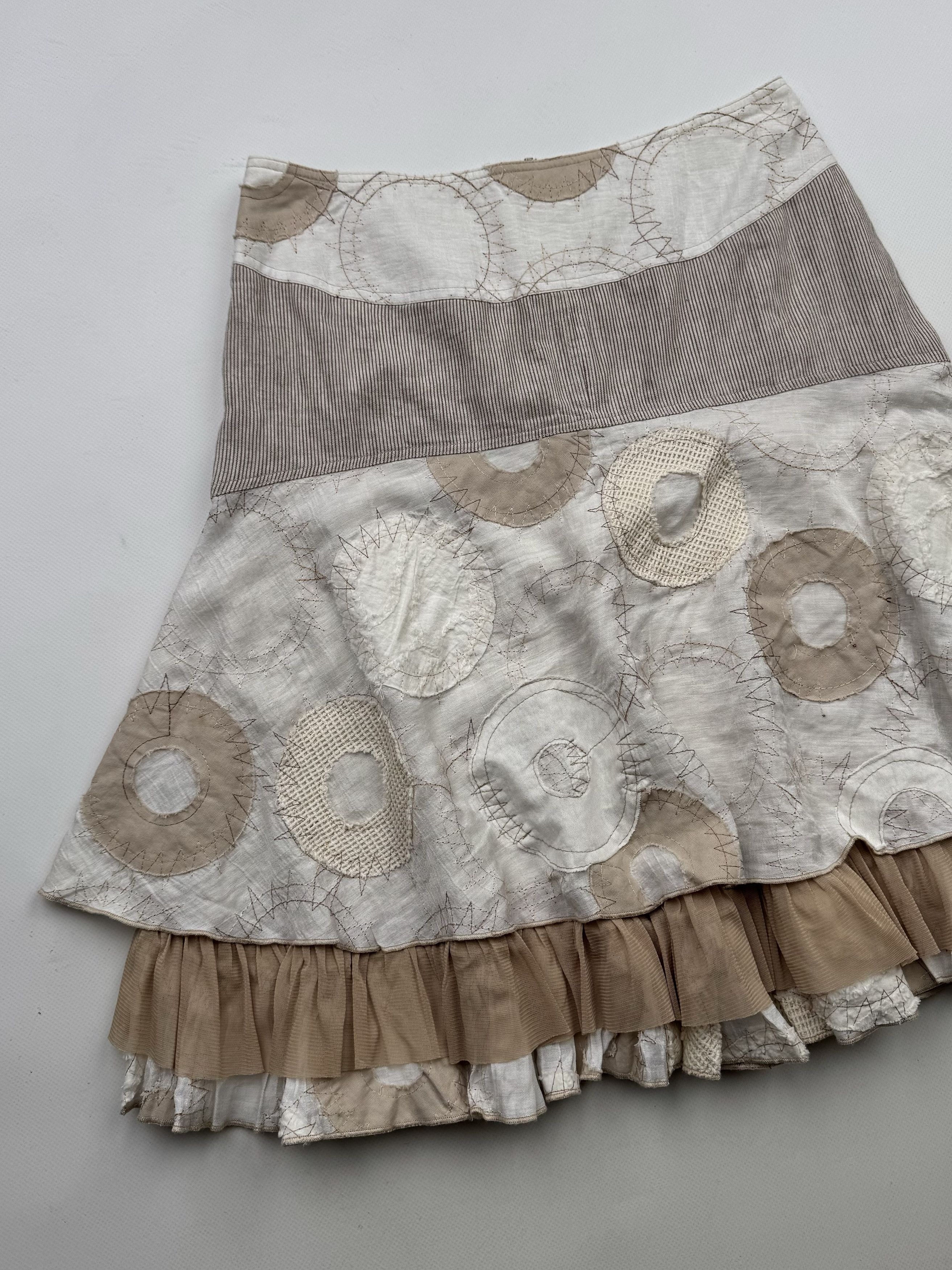 Japanese Brand 90's Midi Flared Skirt B67(V294)E2 Size 26" / US 2 / IT 38 - 2 Thumbnail