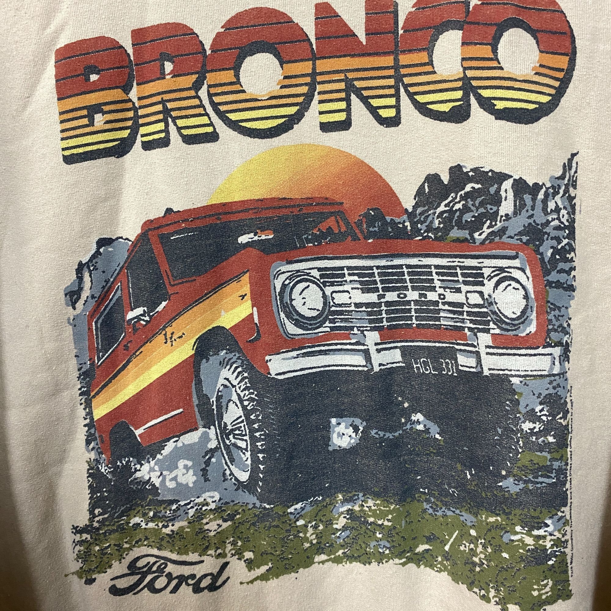 Ford Ford Bronco Mountain Range crewneck size Medium Size US M / EU 48-50 / 2 - 2 Thumbnail