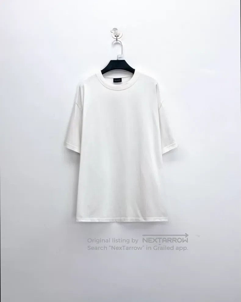 Balenciaga Balenciaga White short-sleeve with crystal logo lettering Size US XS / EU 42 / 0 - 2 Thumbnail