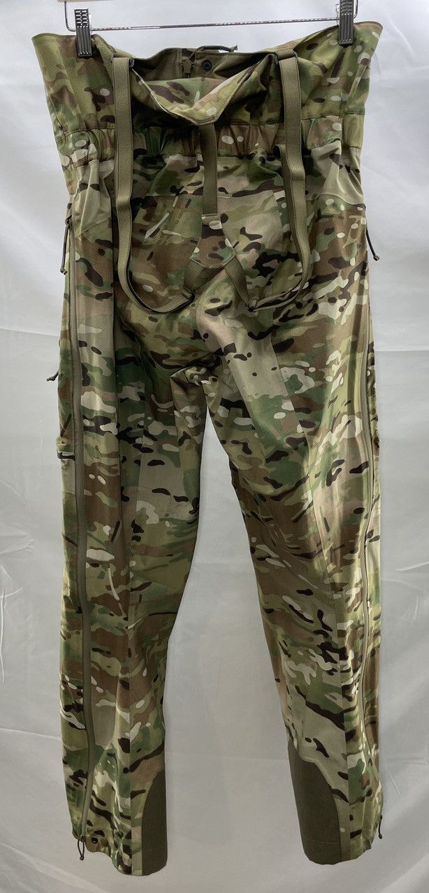 Arc'teryx ARCTERYX LEAF Alpha Gen 2 Multicam Gore Tex Pro Bib Pant Size US 32 / EU 48 - 13 Thumbnail