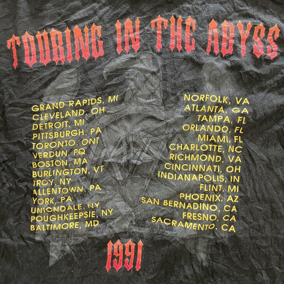 Band Tees × Slayer × Vintage Vintage 1990 Slayer Touring in The Abyss T-Shirt Size US L / EU 52-54 / 3 - 4 Thumbnail