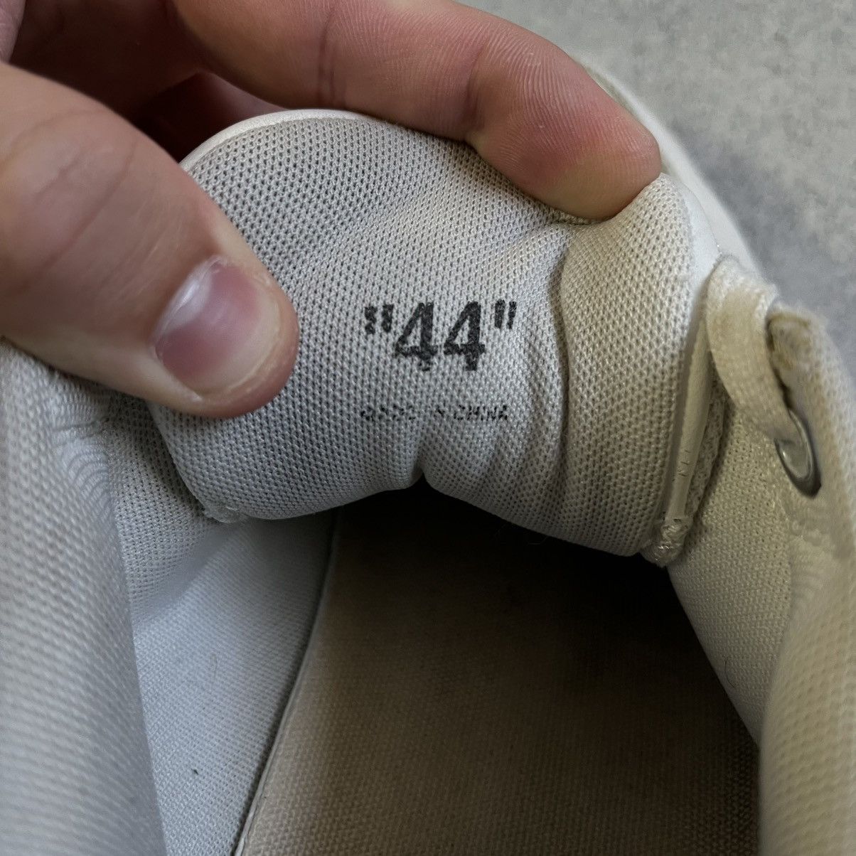 Off-White Off white out of office sneakers Size US 11 / EU 44 - 9 Thumbnail
