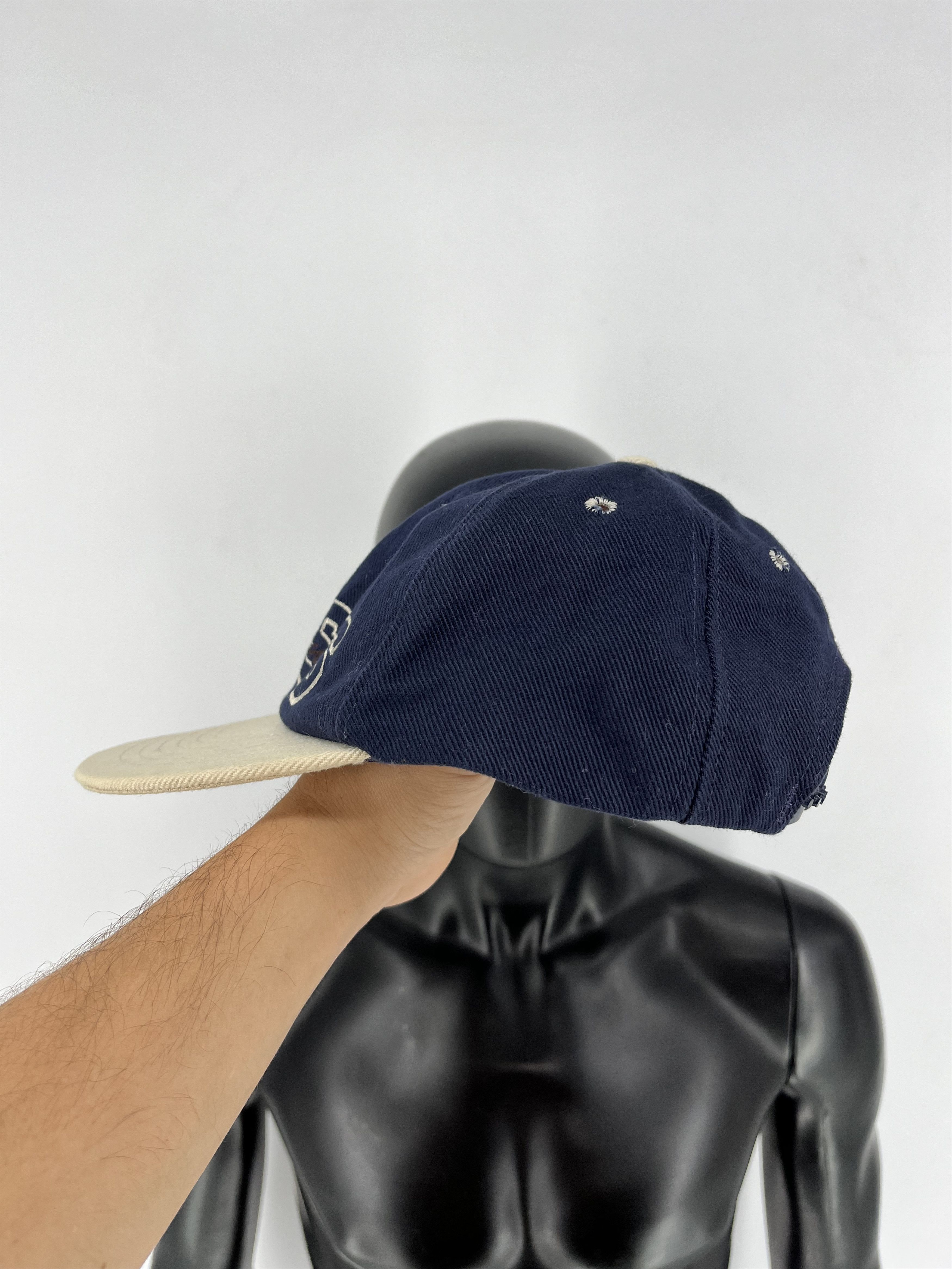 Hugo Boss × Vintage Vintage Boss Jeans Vintage 90s Cap Big Logo Size ONE SIZE - 6 Thumbnail