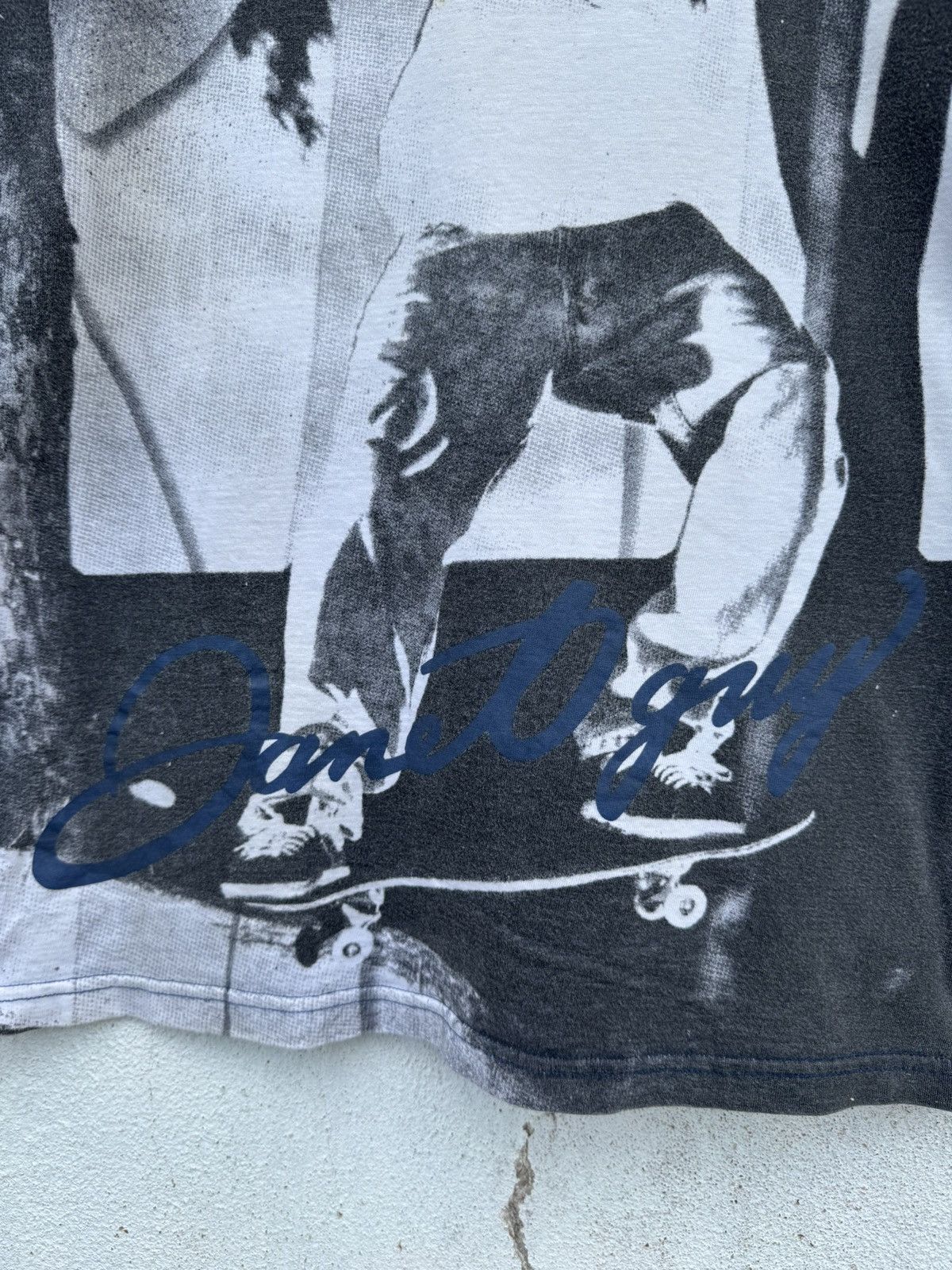 Vintage Vintage Skate Janet Guy All Over Print Tees Size US L / EU 52-54 / 3 - 3 Thumbnail
